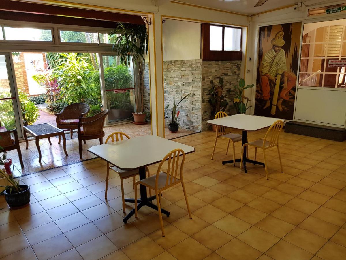 Hotel Chez Papa Daya Saint-Pierre Kültér fotó